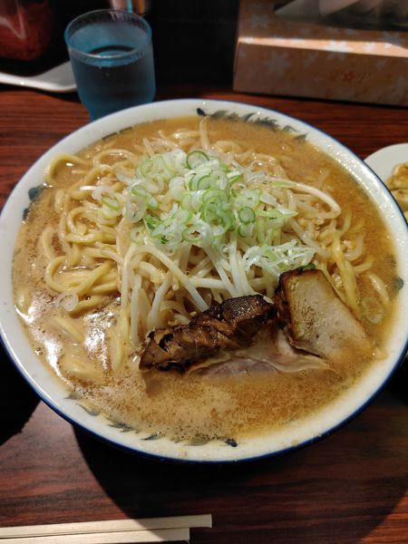 「伏竜ラーメン（味噌）　大　Aセット」@らーめん伏竜 本店の写真