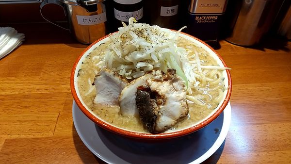 「らーめん（８００円）」@らーめん バリ男 大森店の写真
