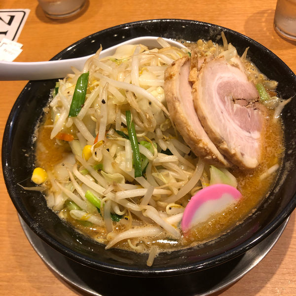 「味噌タンメン　チャーシュー　麺少なめ」@トナリ 東陽町店の写真