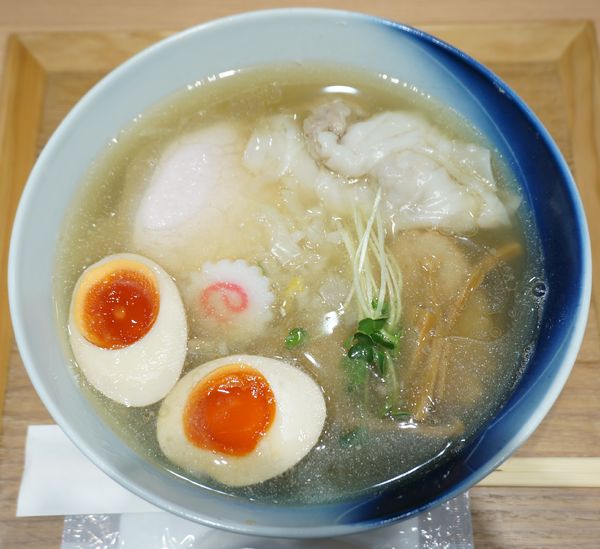 「【和渦TOKYO＆MENクライ】【特製】塩ラーメン」@ラーメンWalkerキッチンの写真