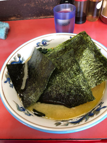 「チャーシュー麺中盛、硬め」@ラーメンショップ マンザイ 浦舟町店の写真