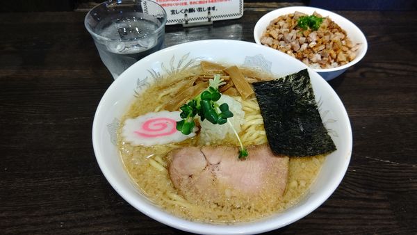 「背脂中華ソバ&肉めし」@Miya De La Soulの写真