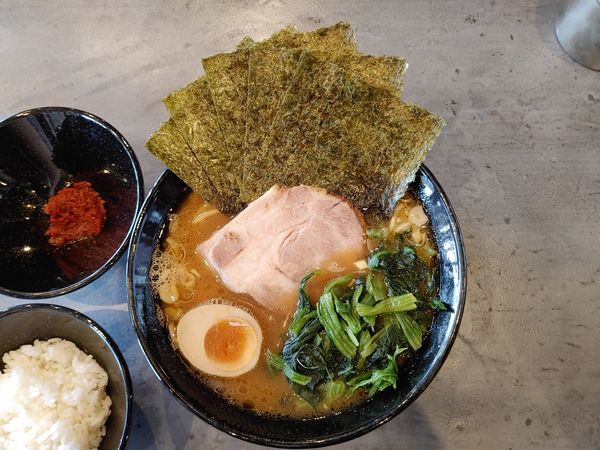 「桜家ラーメン」@家系ラーメン 桜家の写真
