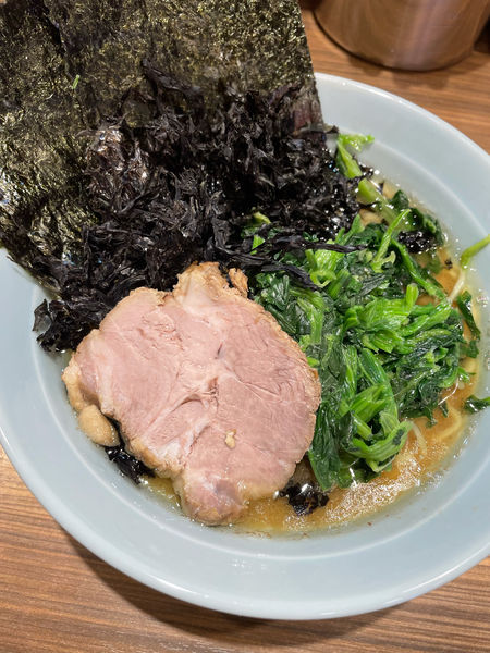 「岩海苔ラーメン」@横浜らーめん渡来武 総本店の写真