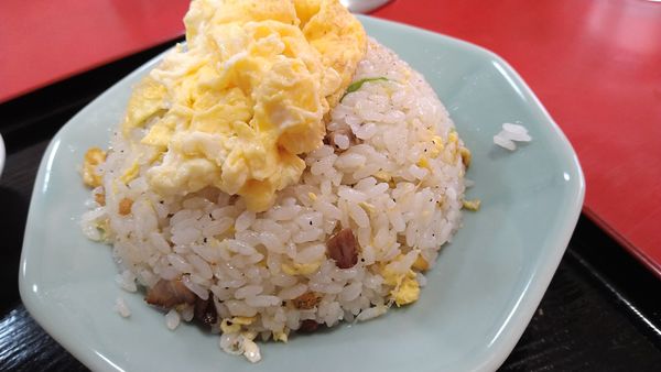 「半チャーハンラーメン」@龍亭の写真