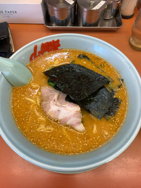 「特製味噌 中盛」@ラーメン山岡家 さいたま丸ヶ崎店の写真