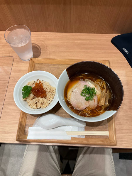 「醤油と松茸ごはん」@ラーメンWalkerキッチンの写真