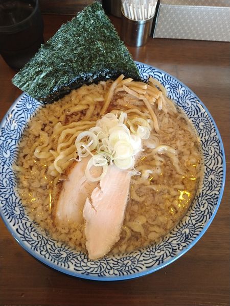 「背脂のこく煮干しらぁめん」@千葉房総 麺のマルタイの写真