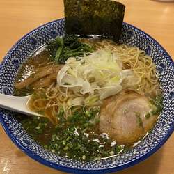 醤油ラーメン 800円