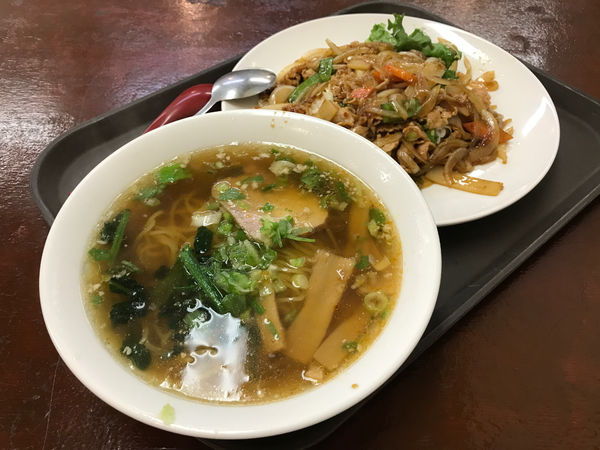 「半ラーメン」@チャイナハウス 龍宝の写真