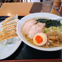 二代目三宝軒の画像