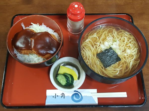 「あんかけミニひれかつ丼セット（ラーメン）」@小角食堂の写真