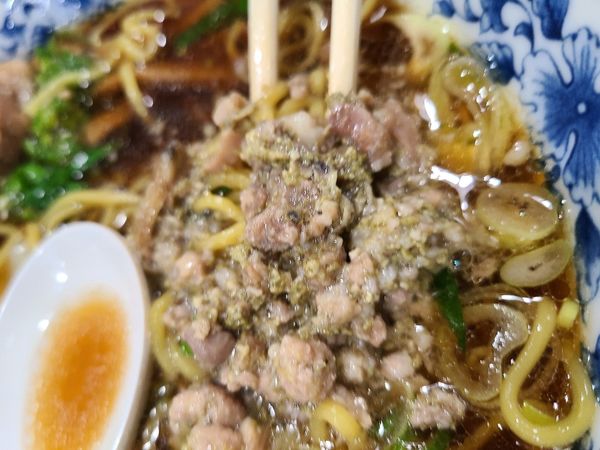 「ラーメン大、ワンタン2つ」@覆めん 花木の写真