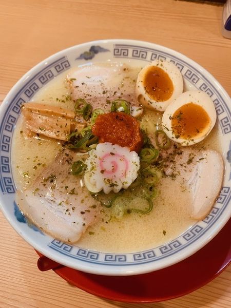 「辛味噌ラーメン 880円　味玉クーポン利用」@麺処若武者 ASAKUSA 〜FUKUSHIMA NOODLE STYLE〜の写真