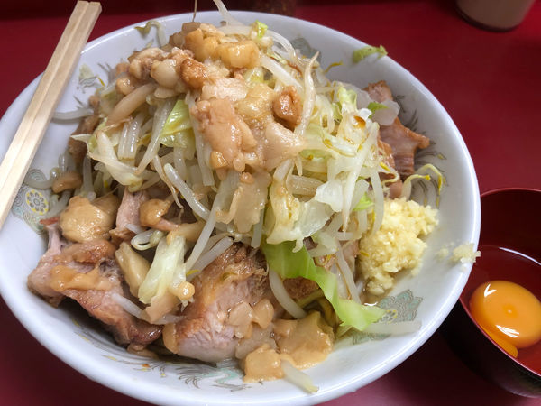 「汁なし ¥700 豚ダブル ¥200 生たまご¥50」@ラーメン二郎 環七一之江店の写真