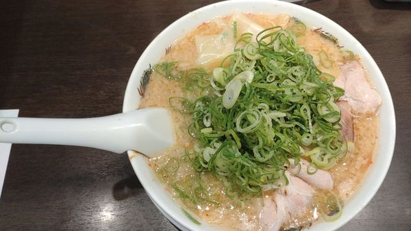 「こってりラーメン＋ワンタン」@来来亭 鎌ヶ谷店の写真