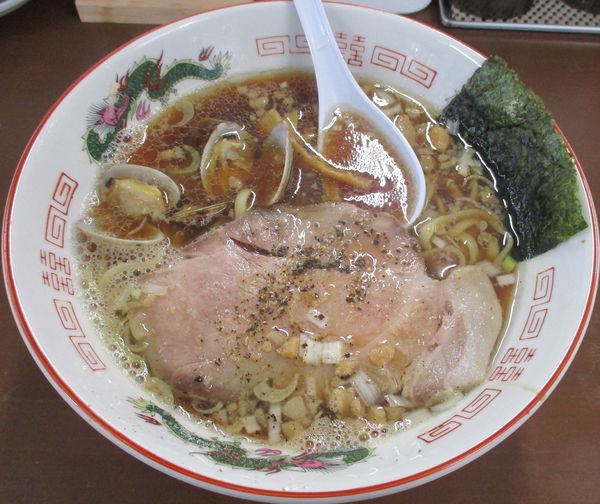 「中華そば　825円」@大衆食堂スタンド そのだ 五反田店の写真