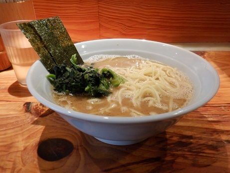 「朝ラー並」@横浜ラーメン 武蔵家 大井町店の写真