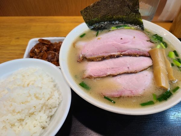 「野方うまかっちゃん　限定」@味噌麺処 花道庵の写真