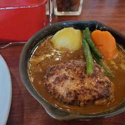 平日Bランチ(ハンバーグステーキカリー)・エベレスト