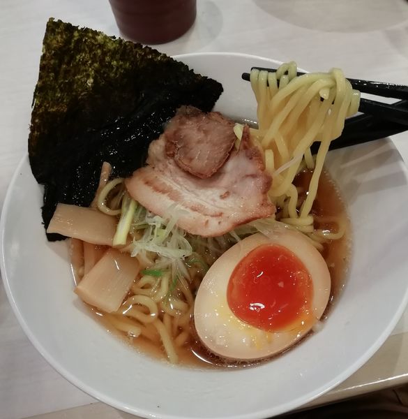 「こだわり醤油ラーメン(こってり）」@魚べい 春日店の写真