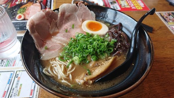 「濃厚博多ラーメン(醤油)」@博多十一番街の写真