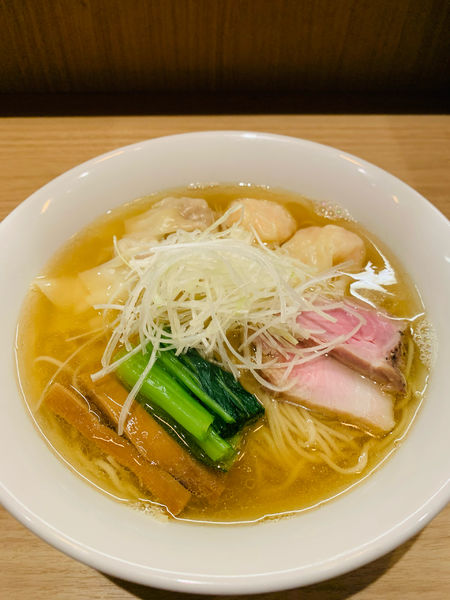 「2種の雲呑　白醤油」@支那蕎麦 澤田の写真