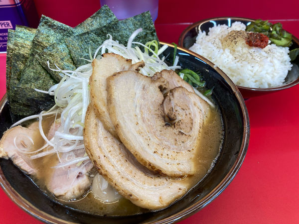 「絆ラーメン、バラチャーシュー」@横浜ラーメン 友希家 ～絆～の写真