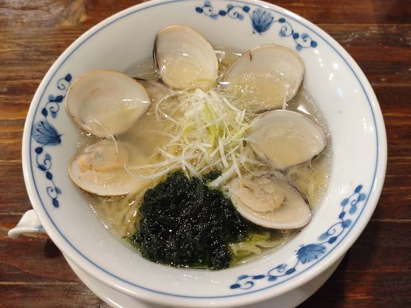 「貝だし塩ラーメン　８００円」@貝料理 梵厨の写真