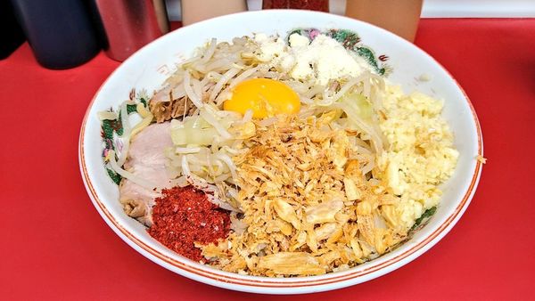 「汁なし(ヤサイ少なめ･ニンニクマシ)+粉チーズ」@ラーメン二郎 湘南藤沢店の写真