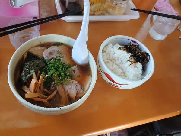 「チャーシューめん+ライス」@光の写真