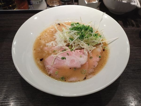 「淡麗中華そば」@中華そば 十目一八食堂の写真