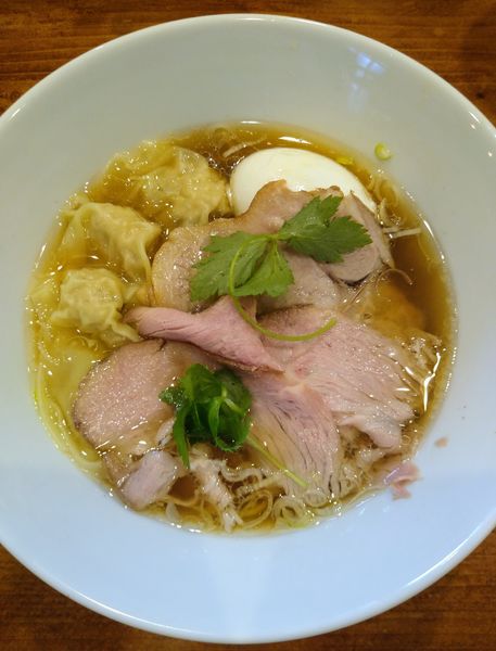 「特製あさり出汁らーめん 1000円」@肉と魚と酒 和楽の写真