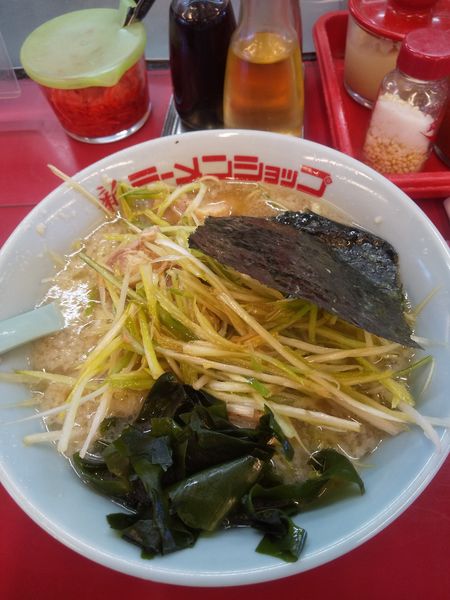 「ネギラーメン770円(こってり)」@新ラーメンショップ 狭山本部の写真