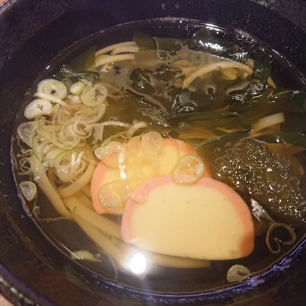 「氷見うどん363円他」@氷見きときと寿し 富山駅店の写真