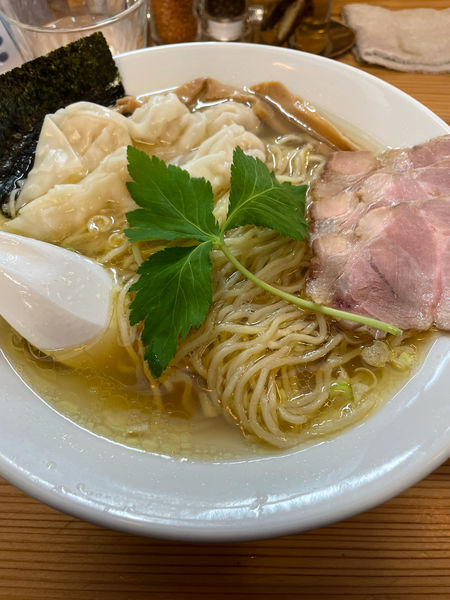 「海老ワンタン煮干塩そば」@純水煮干し中華そば 匠庵の写真