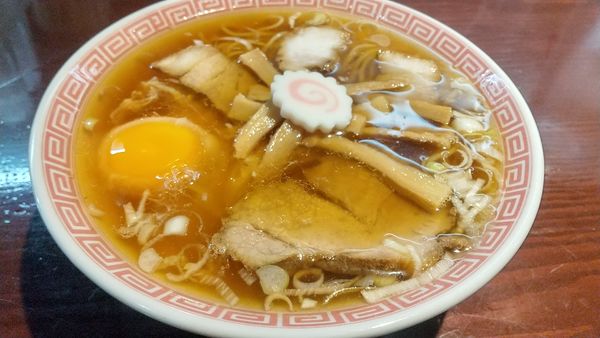 「月見中華そば850円」@中華そば えもとの写真