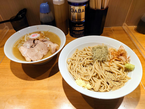 「限定 昆布水の塩生姜つけ麺」@麺屋 神工の写真