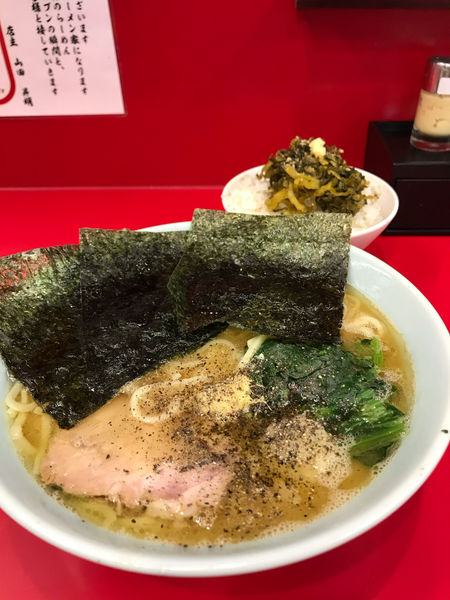 「ラーメン　並」@横浜家系ラーメン おうじ家の写真