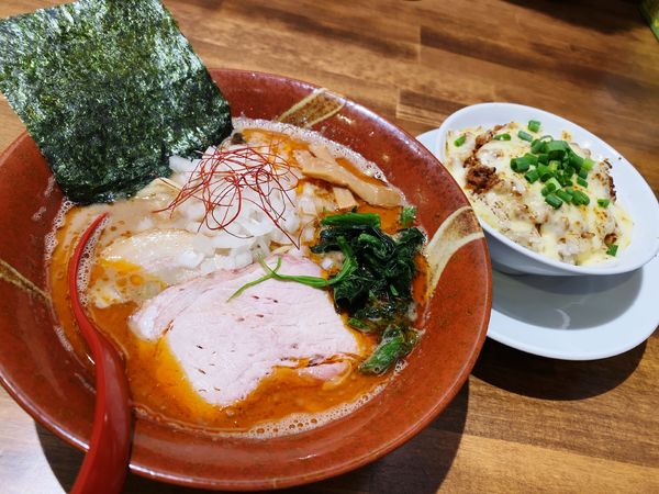 「豚骨海老ラーメン＋辛肉チーズ丼」@五代目むじゃきの写真