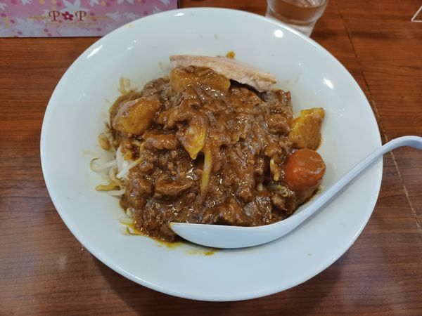 「メガカレーマゼソバ　限定」@メガガンジャの写真