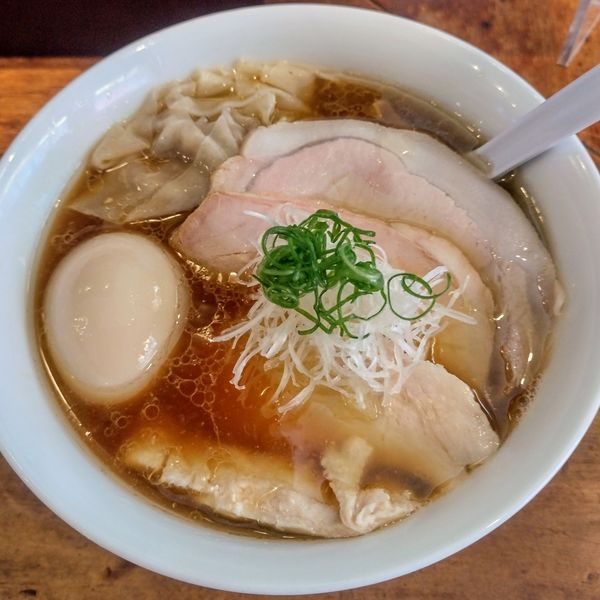 「特製中華そば」@中華そば しば田の写真