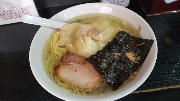 「塩ワンタンそば」@塩そば 桑ばらの写真