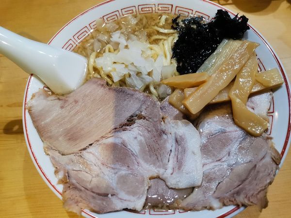 「中華そば」@背脂煮干し中華そば 和市 新橋本店の写真