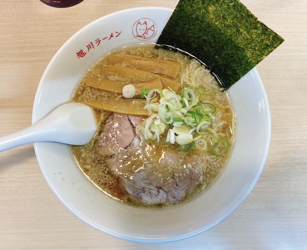 「ランチセット(雪花亭らあめん、餃子(4個)):880円」@旭川ラーメン 雪花亭の写真