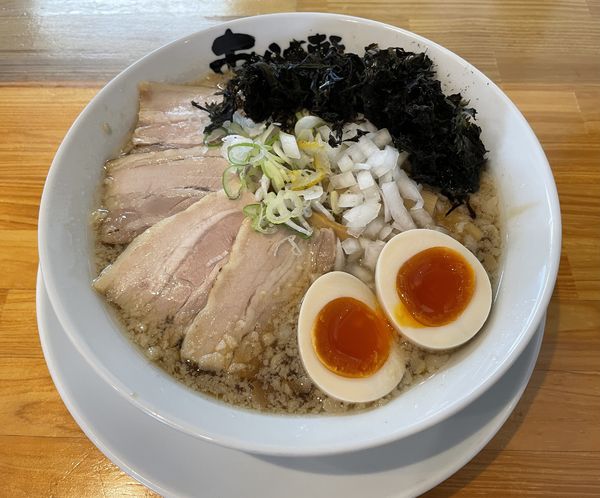 「ニボチャチャラーメン全のせ1080円＋和え玉150円」@ニボチャチャ！！ラーメン あらき軒の写真