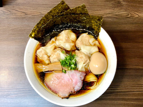 「★ワンタン麺🍜¥900」@中華そば さわの写真