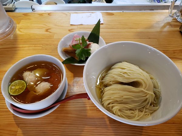 「濃厚清湯白醤油つけ麺」@自家製麺 くろ松の写真