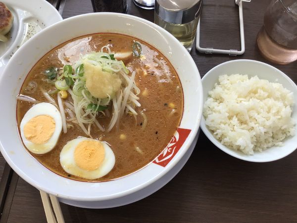 「味噌ラーメン715円(ニンニク)、ゆで卵66円、他」@ラーメンばんだい 柏新富町店の写真