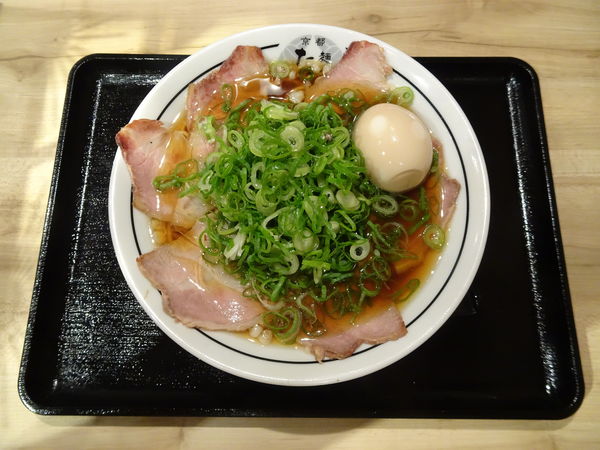 「味玉京都九条しょうゆラーメン」@麺屋 たけ井 京阪くずは店の写真